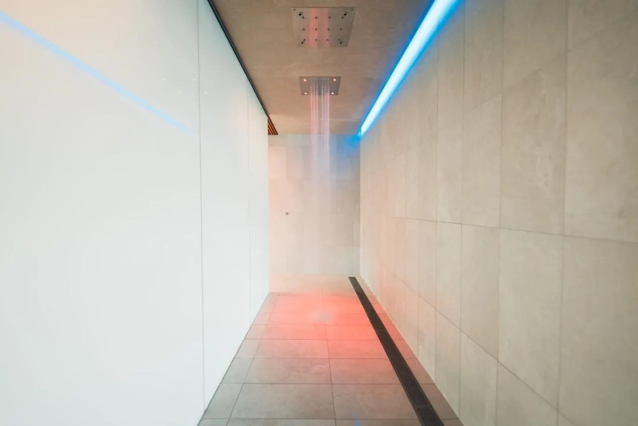 Luxury 1 Bedroom Apart W Swimmingpool, Spa & Fitness - Zenith Towers 0*, Luxembourg Luxembourg